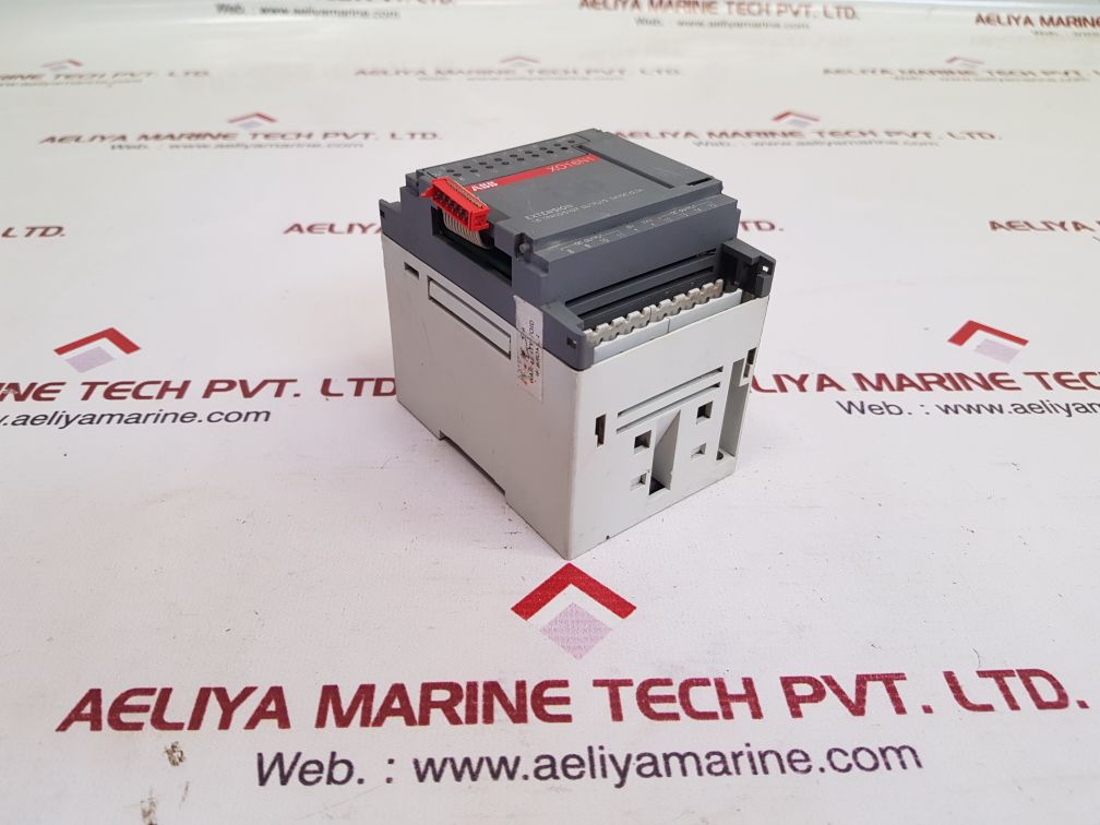 Abb xo16n1-c3.0 digital output module 1sbp260105r1001 Used 