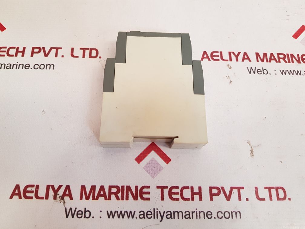 Abb cm-pvs.41s 3 phase over/undervoltage monitoring relay 1svr730794r3300