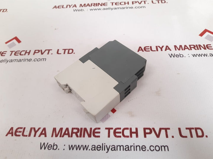 Abb cm-pfs phase sequence monitoring relay 1svr430824r9300