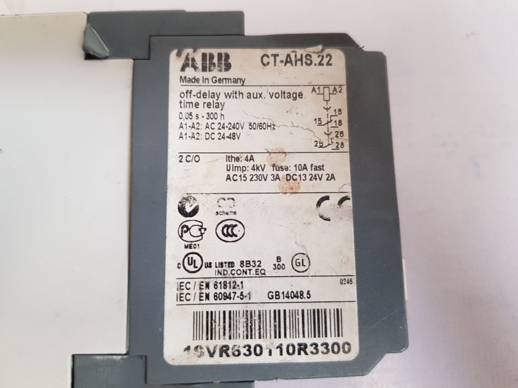 Abb ct-ahs.22 off-delay with aux.voltage time relay 1svr630110r3300 Used 
