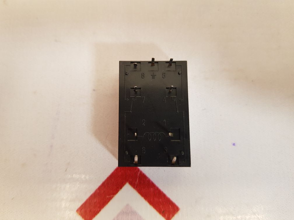 Set of 8x Matsushita nf2-24v relay for plc board