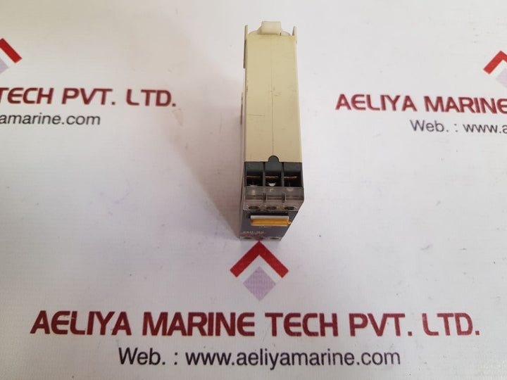 Abb cm-mse thermistor motor protection relay 1svr550800r9300