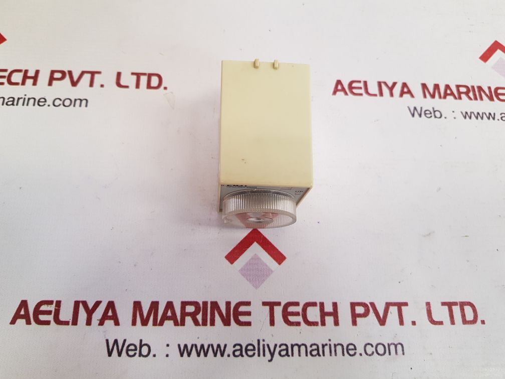 Fuji electric st3p a-a timer 0 to 5 sec.