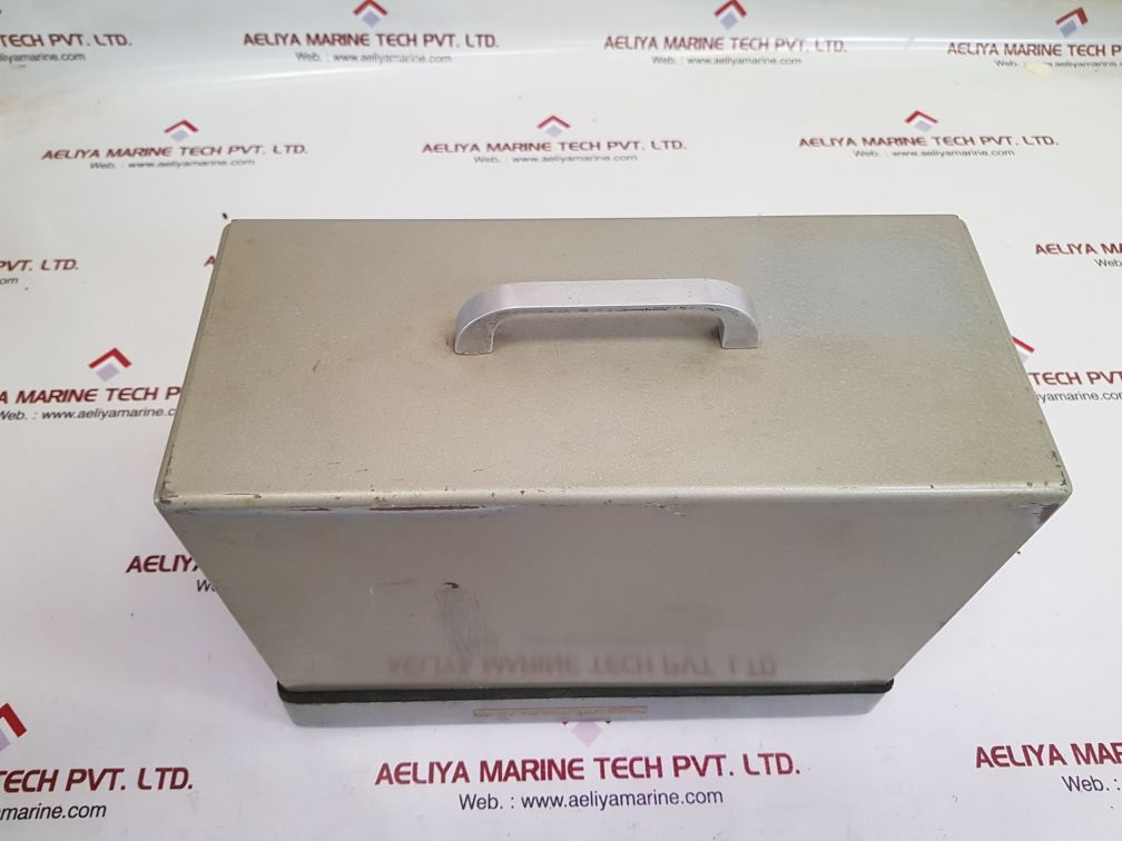 The instruments marine barograph g222