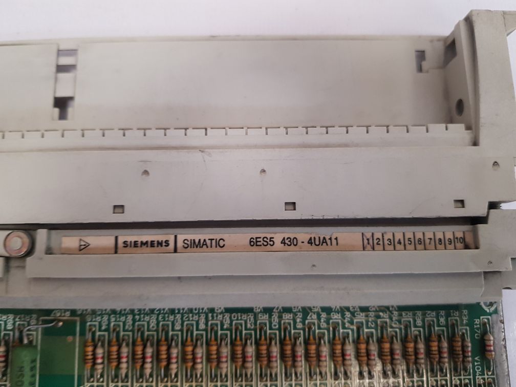 Siemens simatic 6es5 430-4ua11 digital input unit