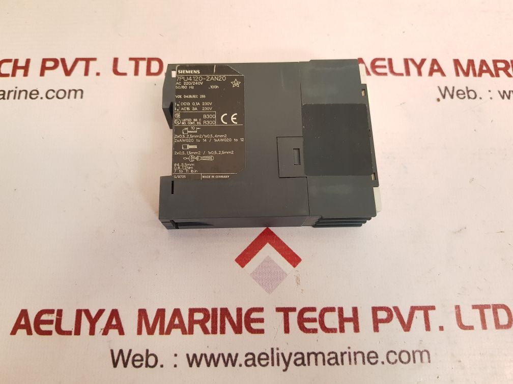Siemens 7pu4120-2an20 time delay relay