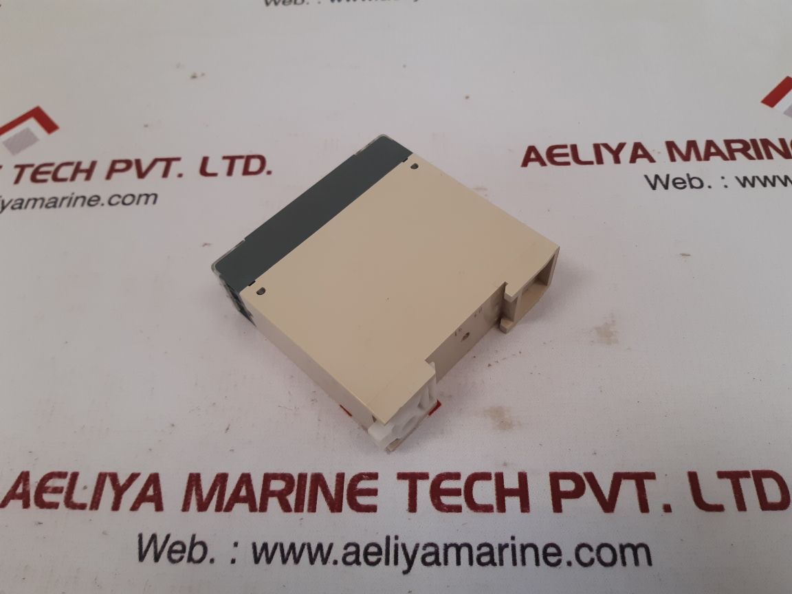 Abb ct-are off delay time relay 1svr550127r4100 new