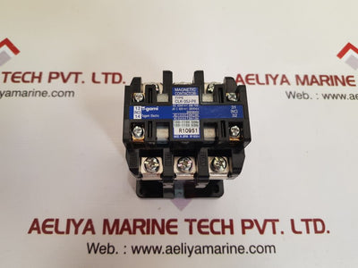 Togami clk-35j-p6 magnetic contactor New