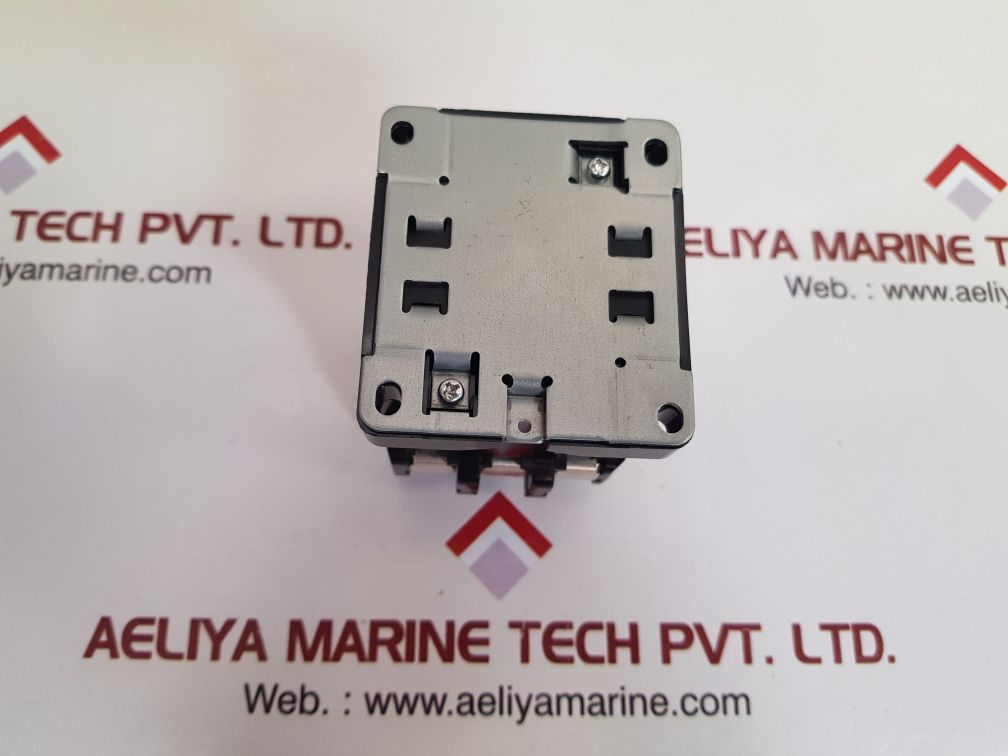 Togami clk-35j-p6 magnetic contactor New