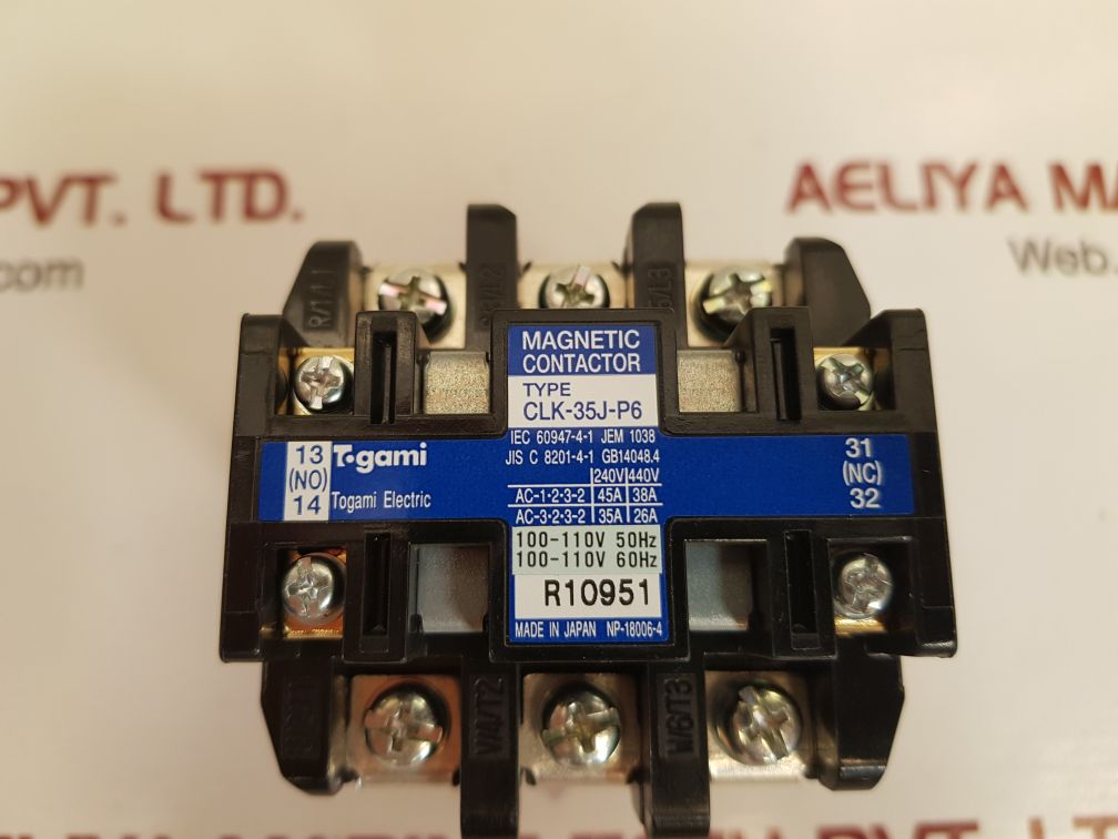 Togami clk-35j-p6 magnetic contactor New