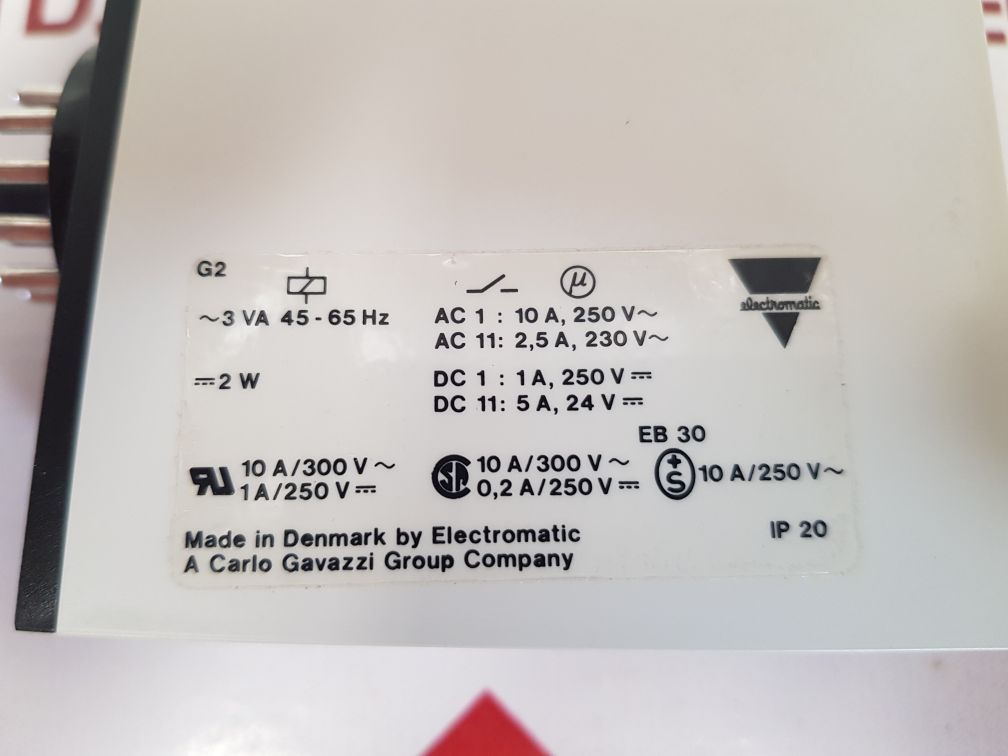Carlo gavazzi sj 135 850 voltage level relay