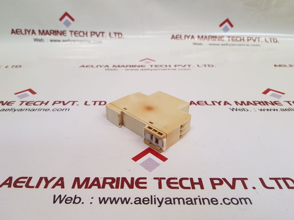 Carlo gavazzi daa51cm24 delay on operate timer