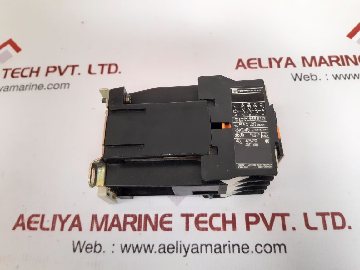 Telemecanique ca3 dn40bd coil control relay