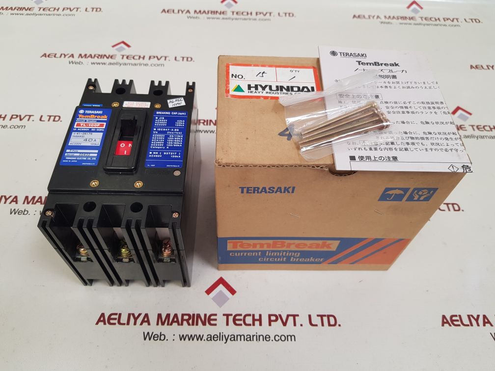 Terasaki tl-100f 3-pole circuit breaker 40a 
