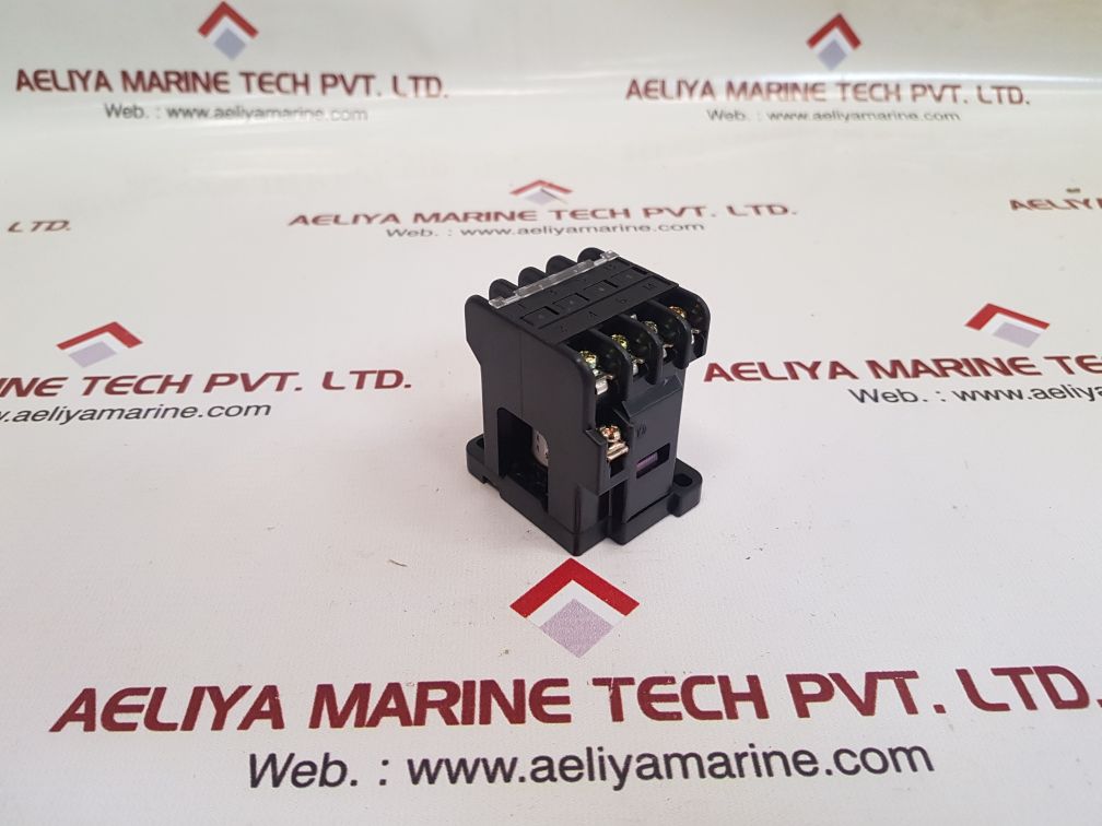 Fuji src3631-02z 1038(3a1b) magnetic contactor