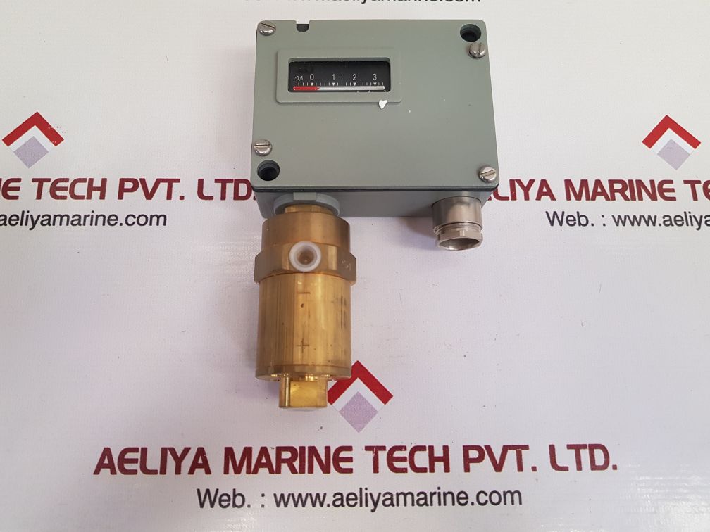 Trafag 920.2374.931 differential pressure switch 