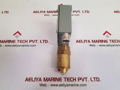 Trafag 920.2374.931 differential pressure switch 
