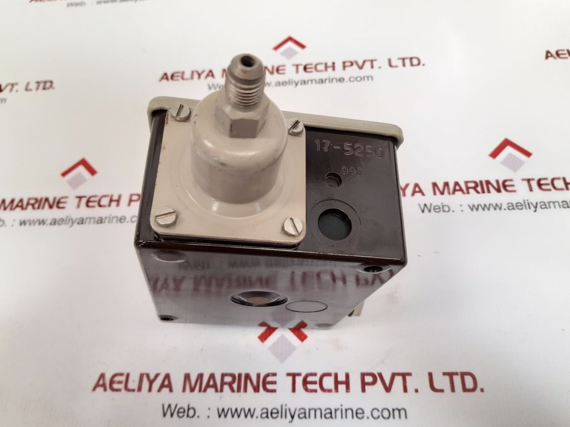 Danfoss rt5 pressure switch 17-5250 