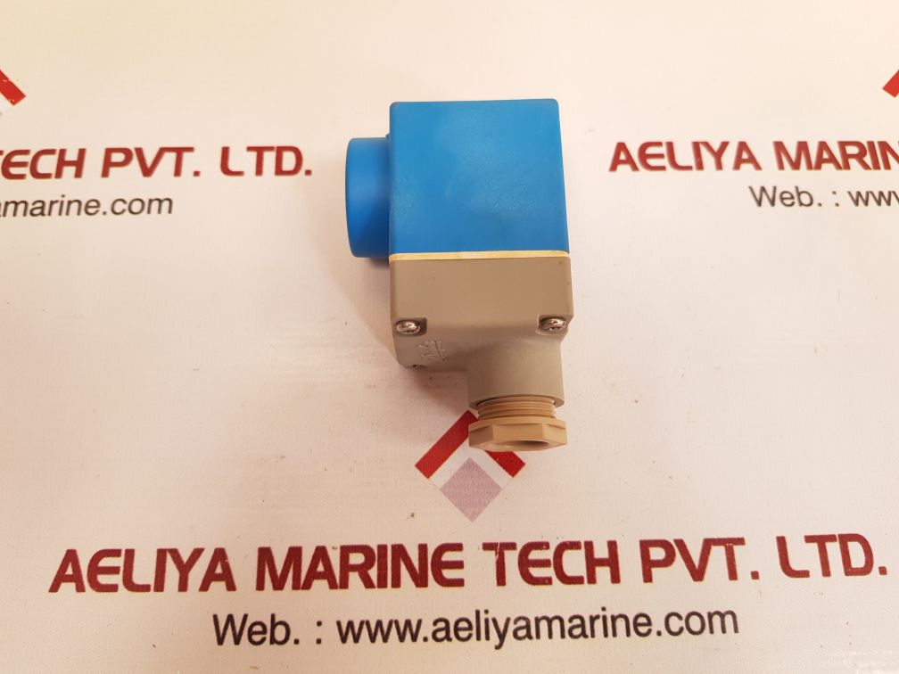 Danfoss 018f6192 solenoid coil be110cs New

