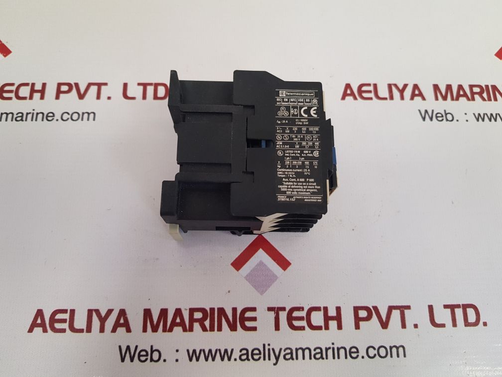 Telemecanique lc1 d1210m7 contactor 
