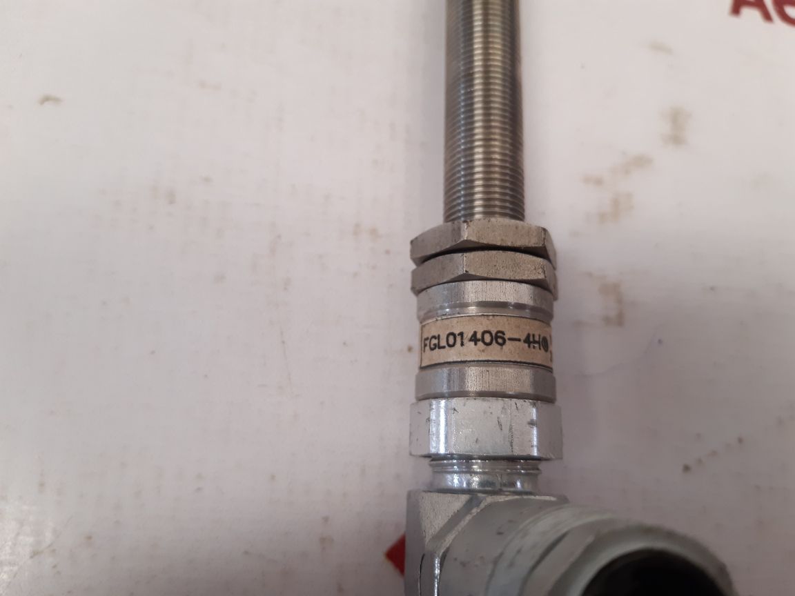 Euchner fgl01406-4h linductive pulse sensor with amplifier new 