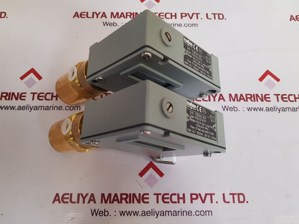 Trafag 920.2374.931 differential pressure switch New 
