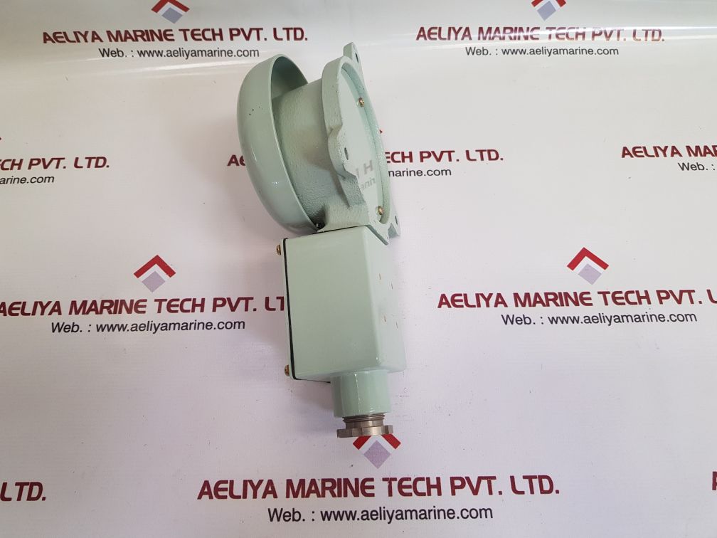 Zero One Okada Marine Bell Watertight Type 1
