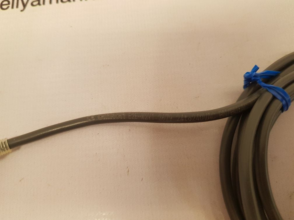 Omron corporation e2e-x2y1 proximity switch
