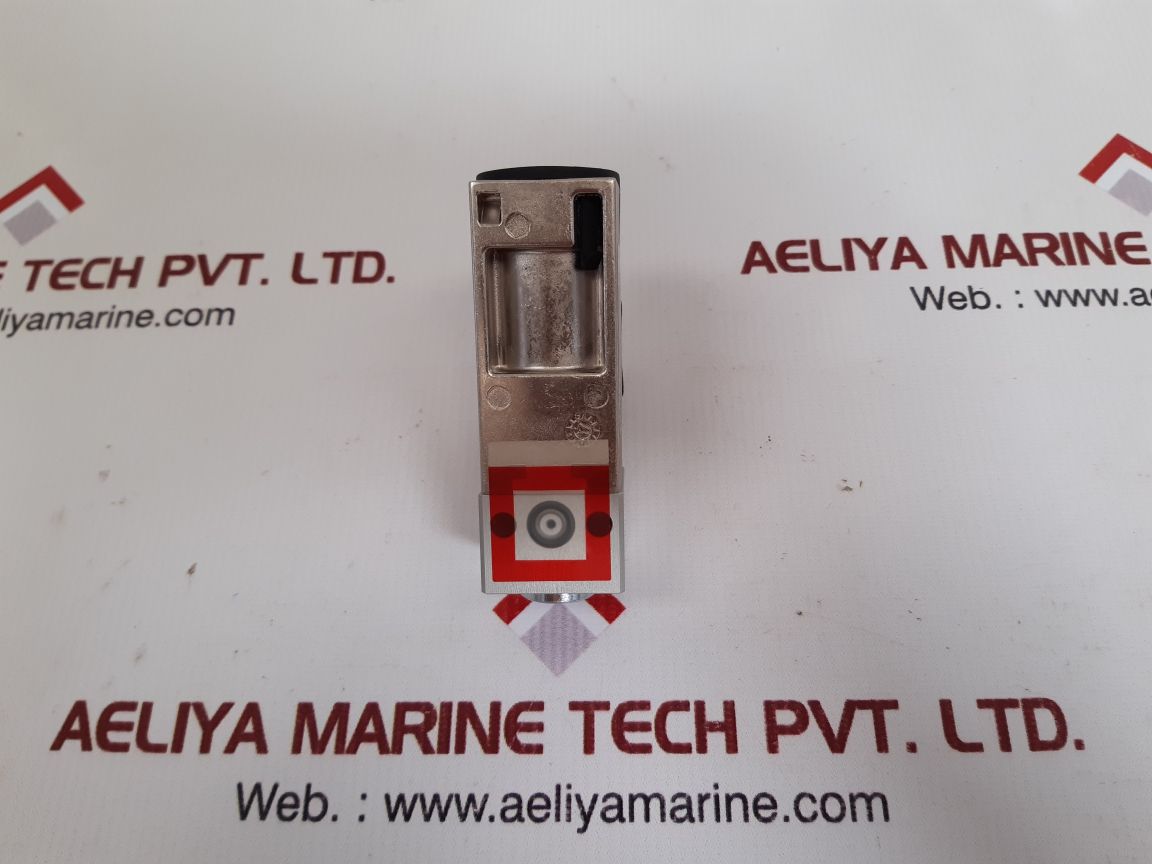 Trafag 9b4.4279 pressure switch New 
