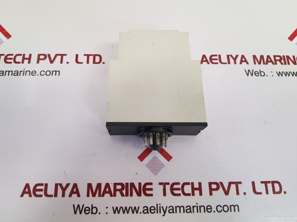 Carlo gavazzi pcb01cm24 time delay relay
