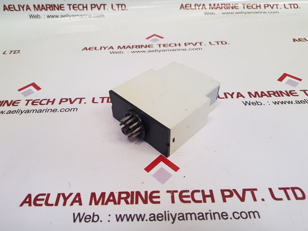 Carlo gavazzi pcb01dm24 multifunction timer