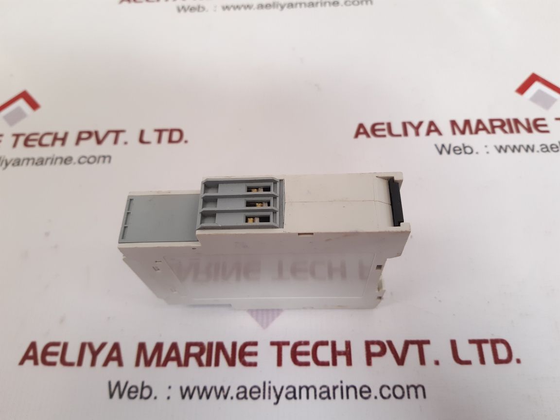 Carlo gavazzi daa01dm24 delay on operate timer used
