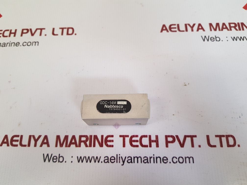 Nabtesco gdc-14m 12b shuttle valve 73794501-01