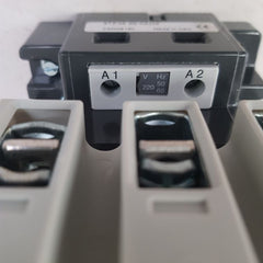 Siemens 3tf46 22-0an2 auxiliary contactor
