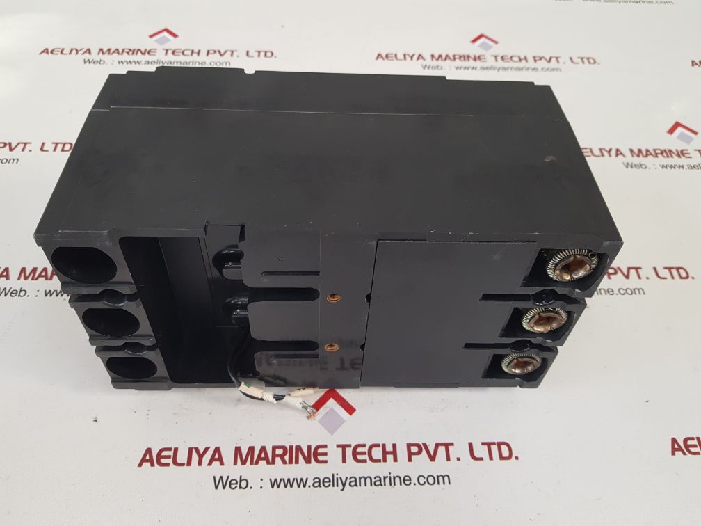 Terasaki tl-225f circuit breaker 200a Used