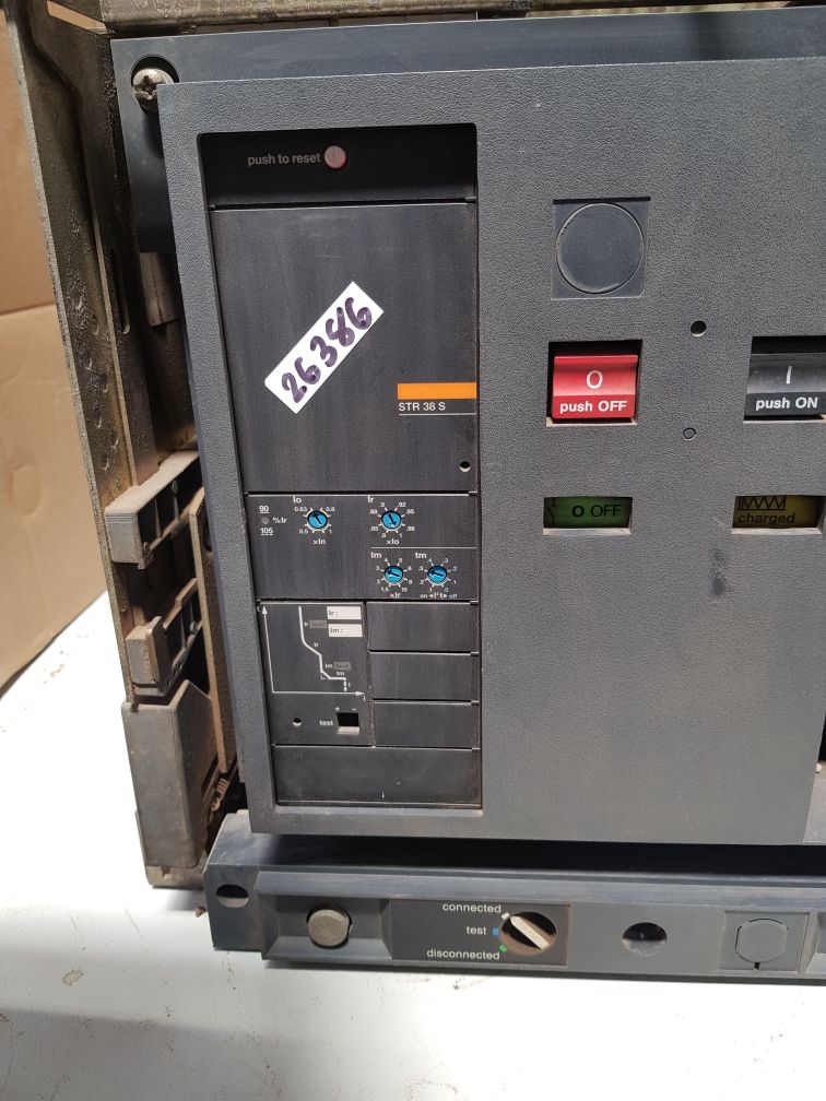 Merlin gerin m25 h2 circuit breaker