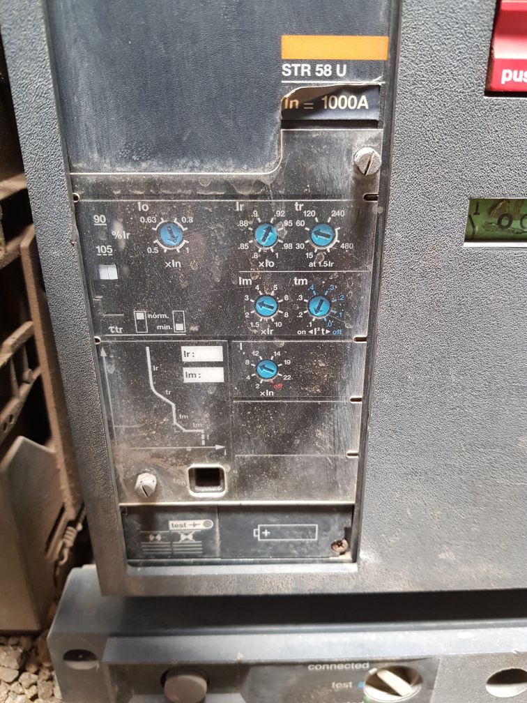 Merlin gerin masterpact m16 h1 circuit breaker