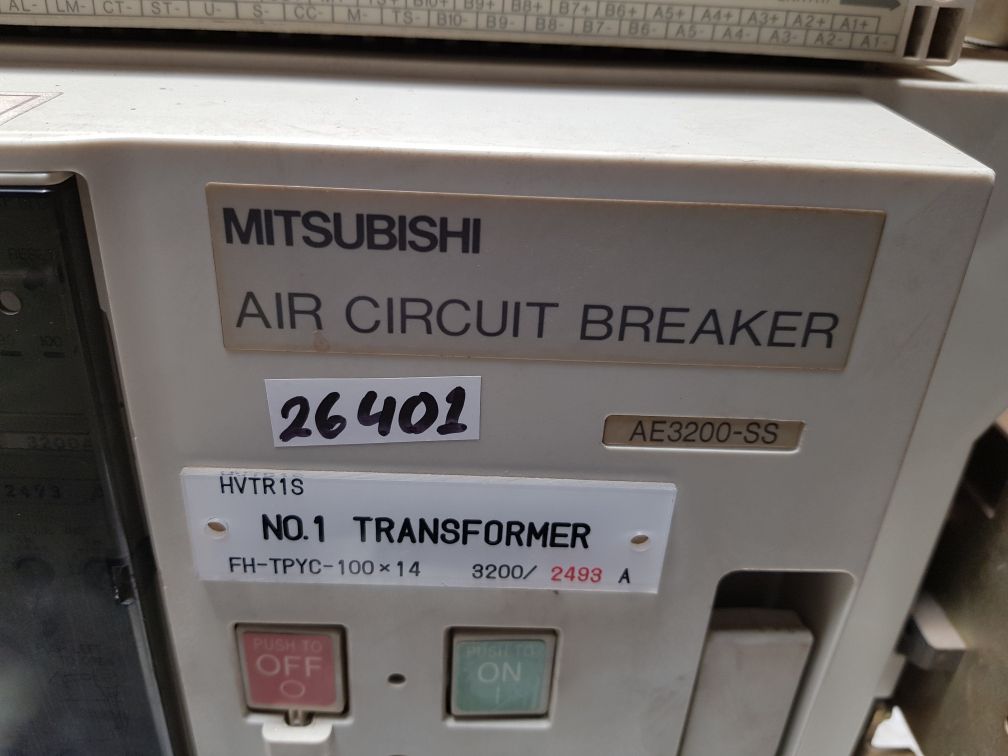 Mitsubishi ae3200-ss low voltage air circuit breaker 3200/2493 a