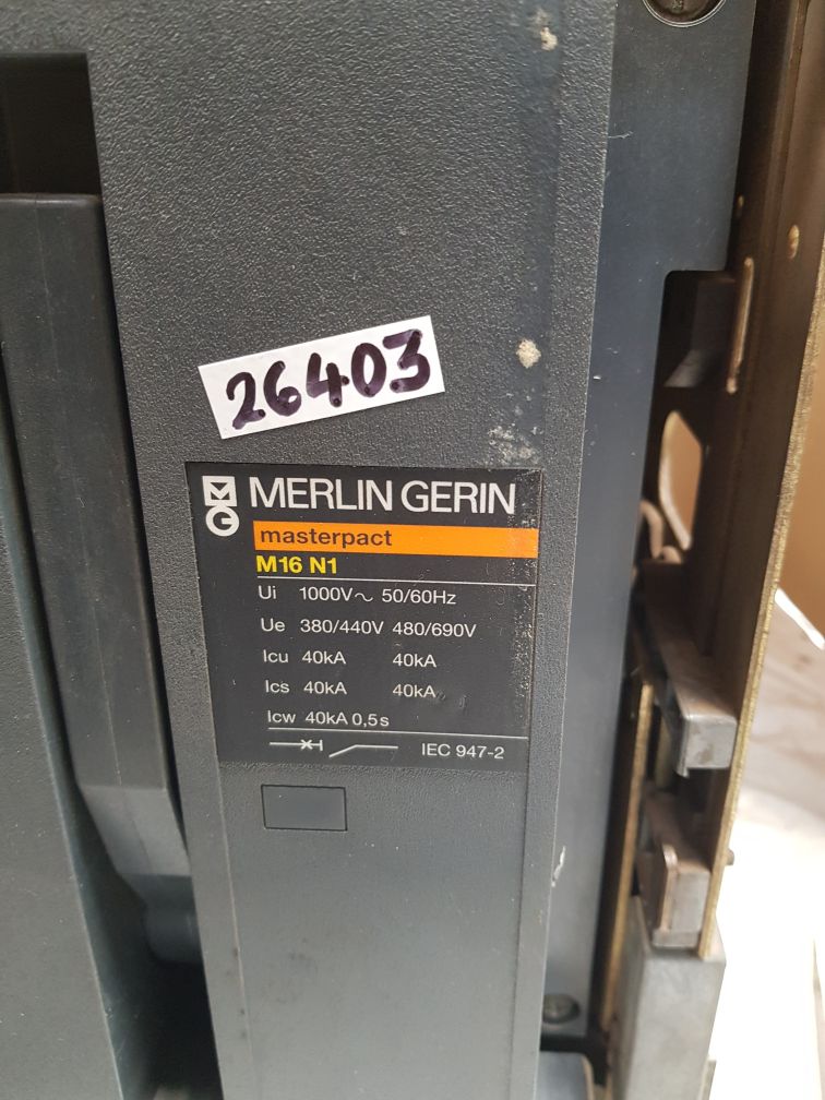 Merlin gerin masterpact m16 n1 circuit breaker