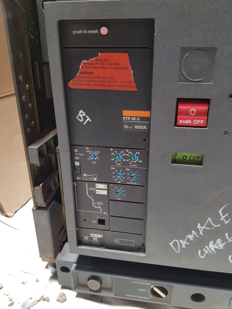 Merlin gerin masterpact m16 n1 circuit breaker str 58 u