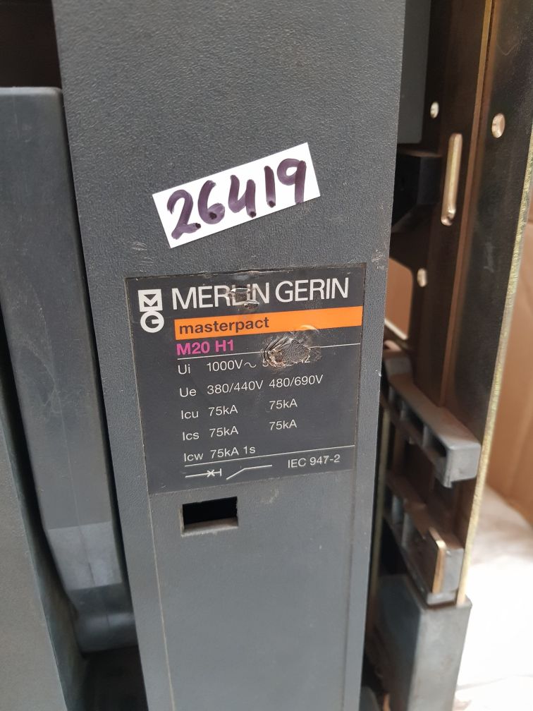 Merlin gerin masterpact m20 h1 circuit breaker st 208 d