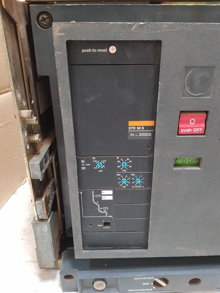 Merlin gerin masterpact m20 h2 circuit breaker str 38 s