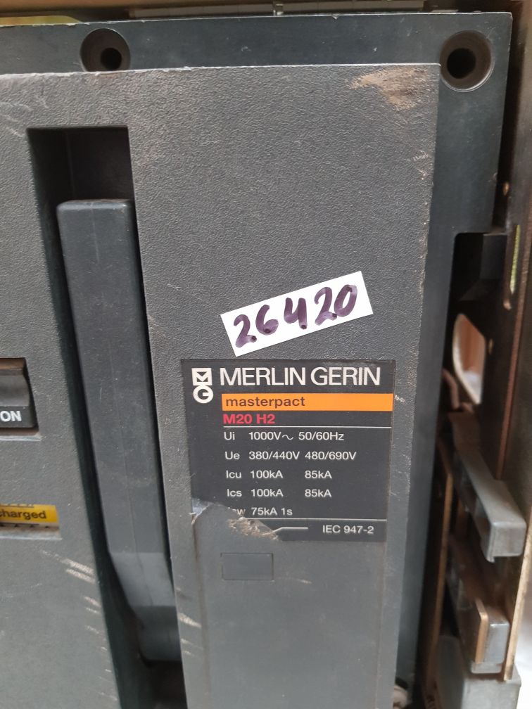 Merlin gerin masterpact m20 h2 circuit breaker str 38 s