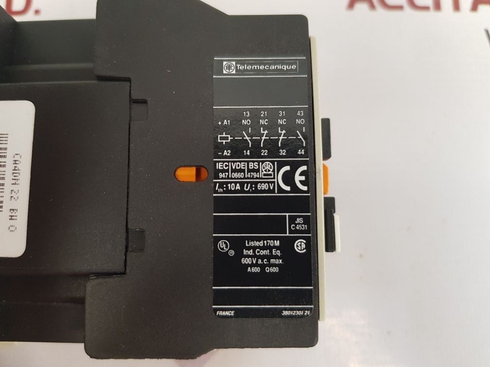 Telemecanique ca4 dn22 control relay ca4 dn22bw
