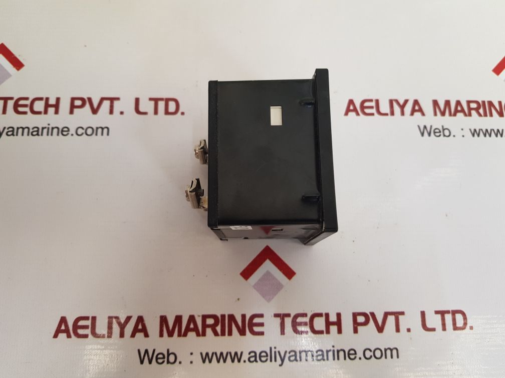 Celsa 25/5a ampere meter 
