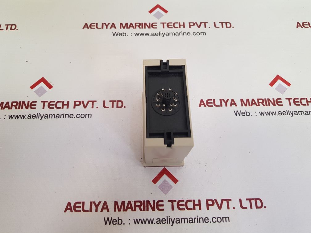 Omron se-sp1n motor relay new
