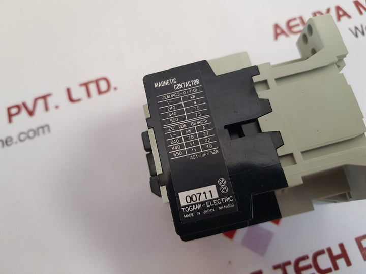 Togami pak-21j magnetic contactor np-16890 coil voltage
