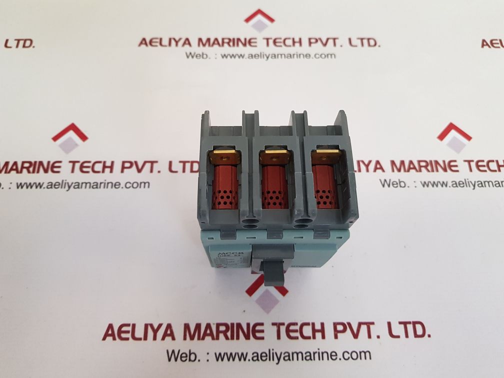 Hyundai hibe 53 molded case circuit breaker 10a

