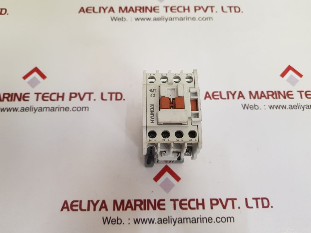 Hyundai hmt 40 control relay
