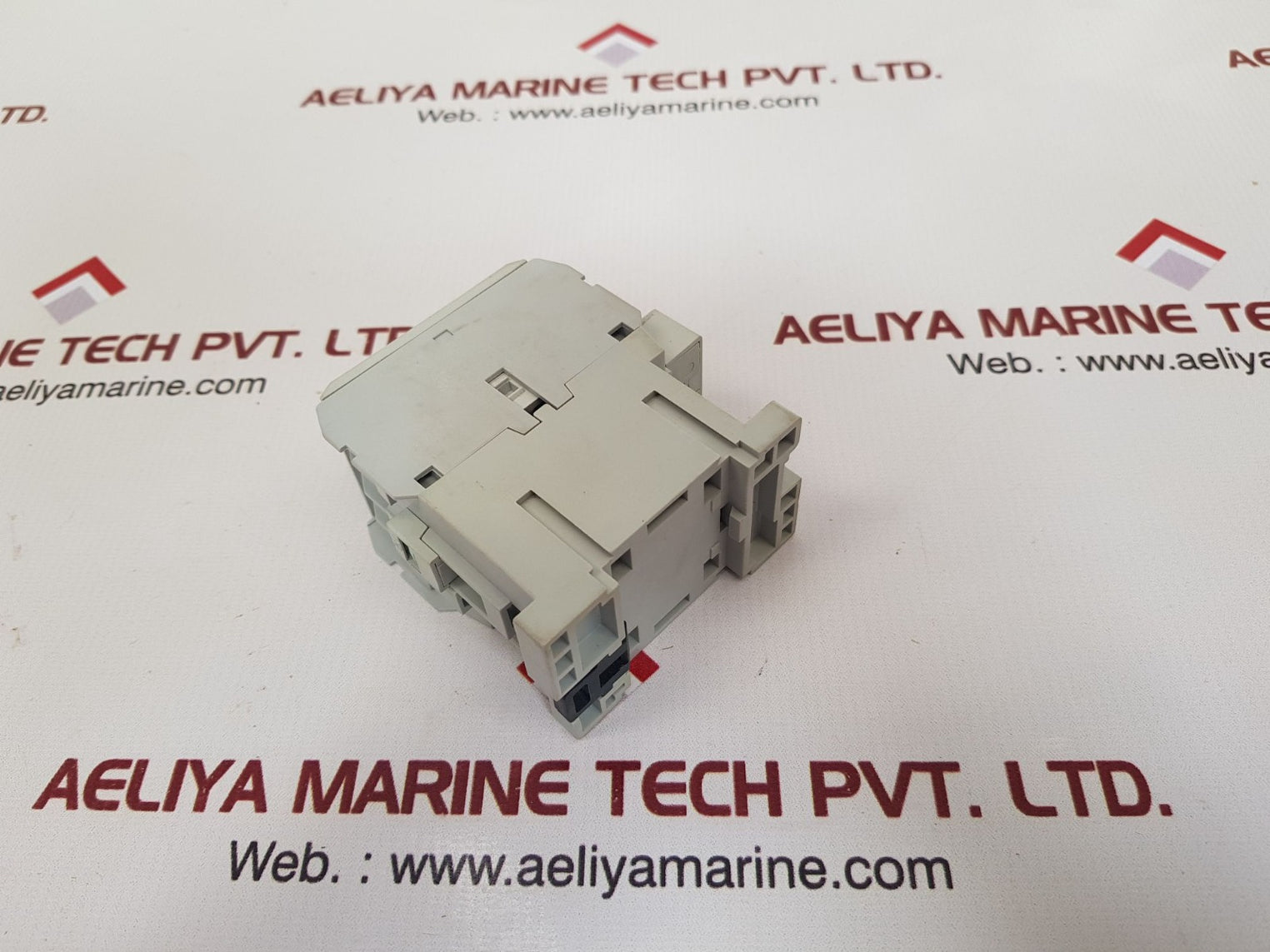 Carrier transicold xmc2-308s contactor (30 amp)10-00431-12 New
